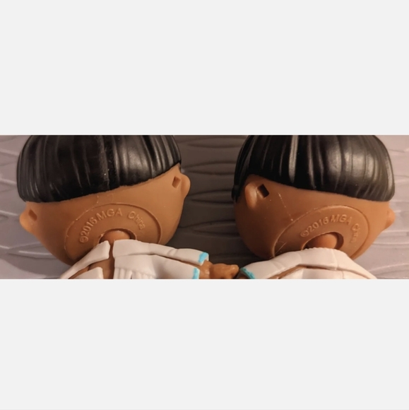 LOL Surprise Lot of 3 Foxy Dolls Pet Flyer Color Change Black Bun Twins Bird OMG - Picture 10 of 11